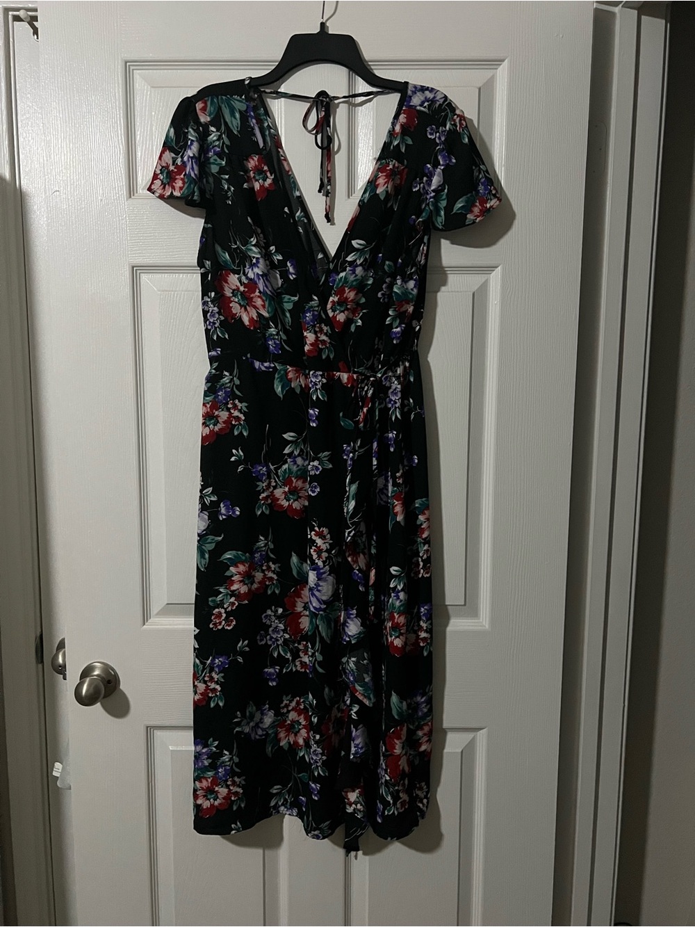 Xhilaration Black Floral V-Neck Midi Dress
